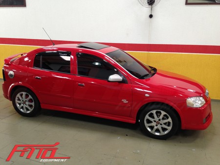 Chevrolet Astra com Teto Solar Webasto Hollandia 300 Deluxe Largo