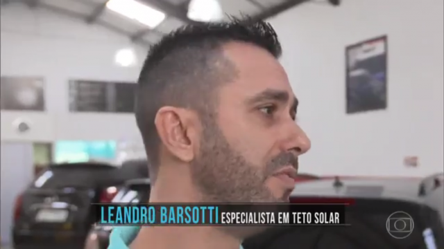 Vazamento no teto solar